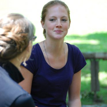 Mentee Lisanne Kärtner in conversation with her mentor