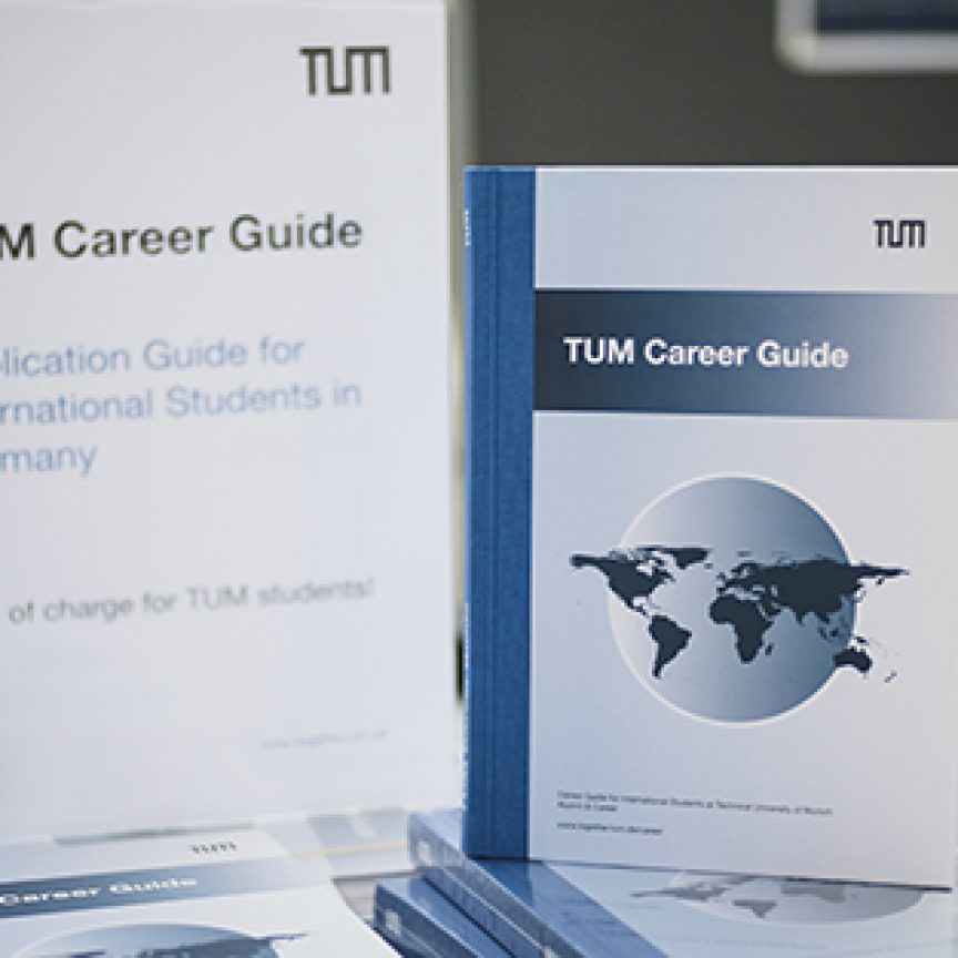 Picture of the TUM Career Guide.