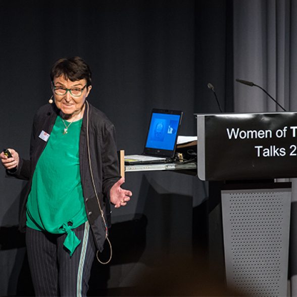 TUM Alumna Prof. Dr. Eveline Gottzein bei den Women of TUM Talks 2018 an der Hochschule für Fernsehen und Film in München.