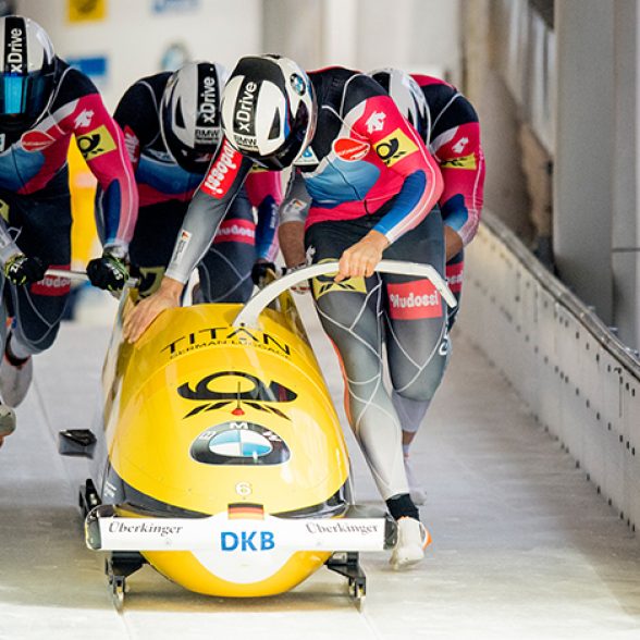 TUM aumni and World Champion Johannes Lochner in his four-man bob at Königssee.