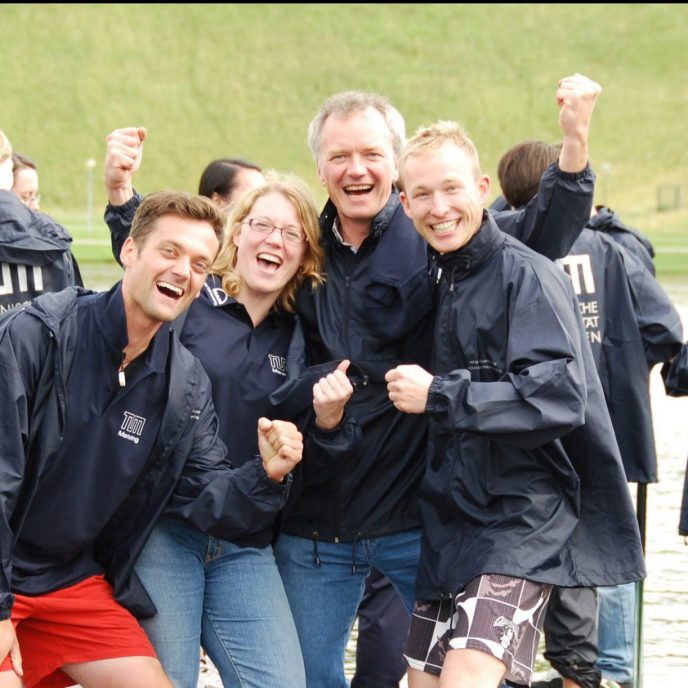 Drachenbootrennen TUM Mentoring Boot