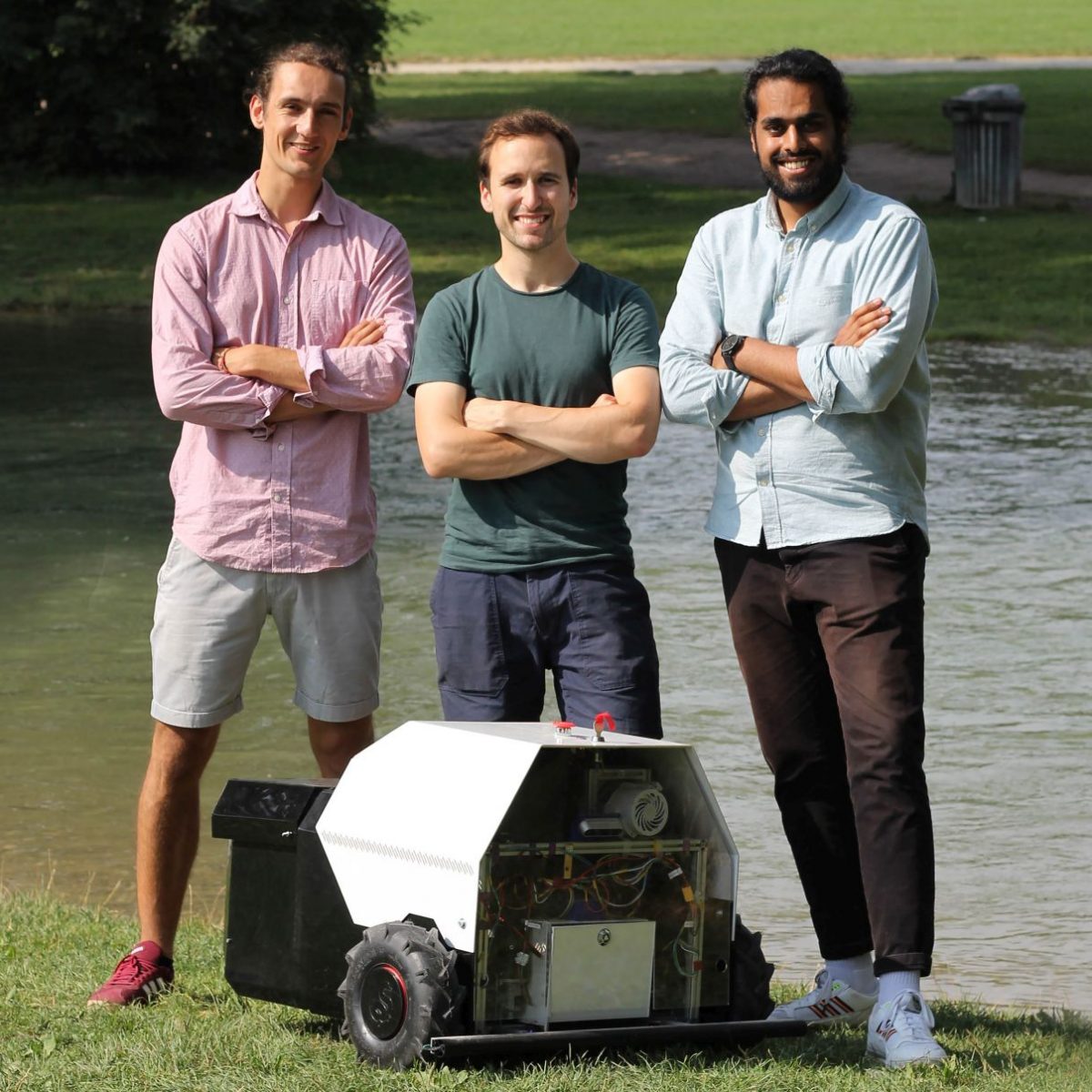 Lukas Wiesmeier, Karl Schulz und Bilal Tariq - Gründer des Start-ups Angsa Robotics