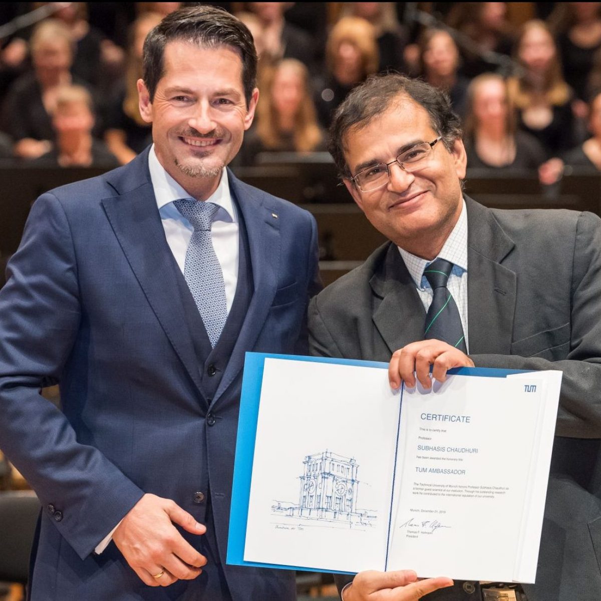 TUM Ambassador Subhasis Chaudhuri und TUM-Präsident Thomas F. Hofmann.