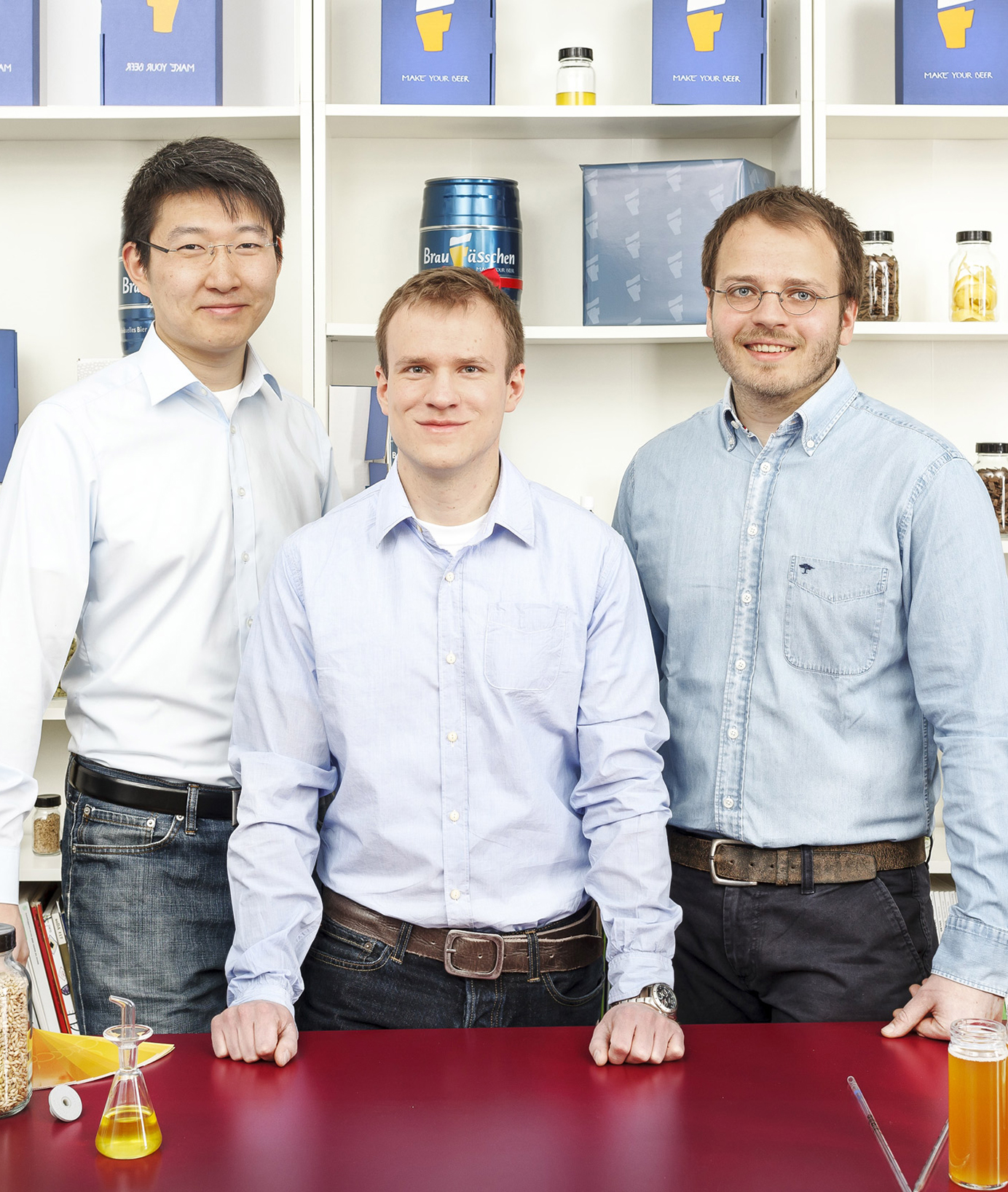 TUM Alumni Ping Lu, Dominik Gruber und Wolfgang Westermeier.