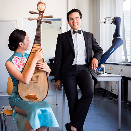 Portrait picture of Boson Stefan Liu and Xing Ye.