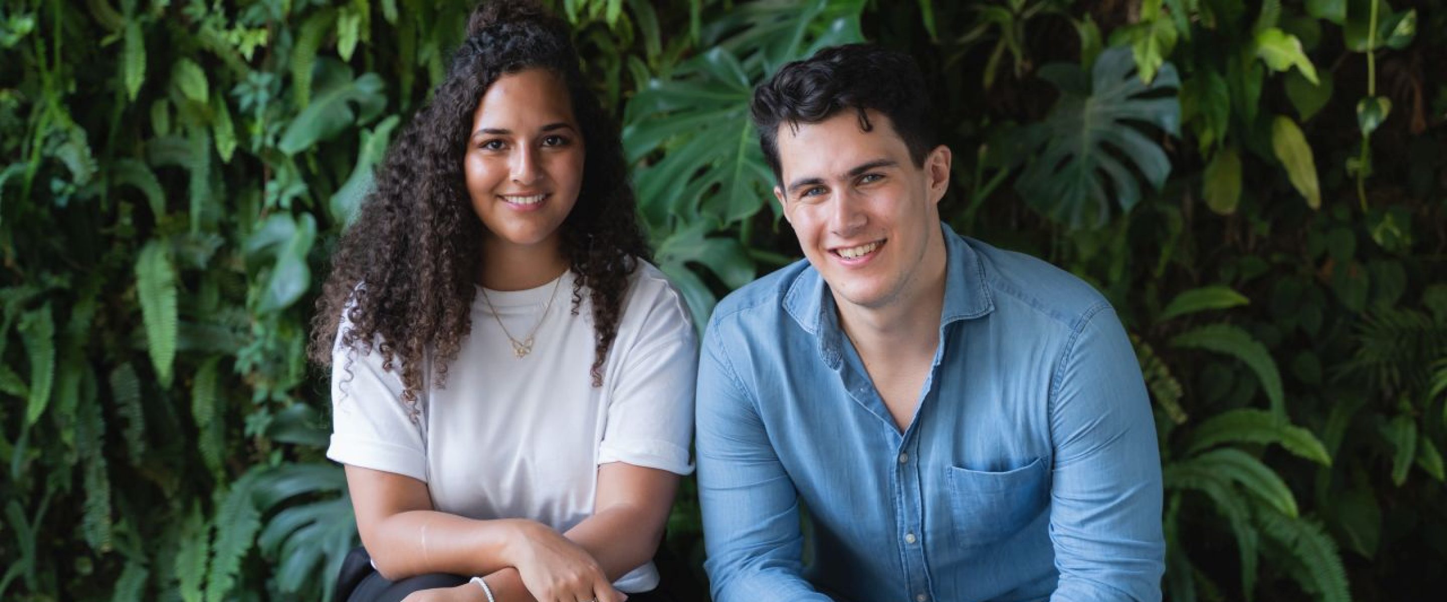 Schon während ihrer Studienzeit arbeiteten die TUM Alumni Fabiola Munguia und Grigory Emelianov an gemeinsamen Projekten und erkannten, wie gut sie sich verstehen und ergänzen. So war es auch bei der Gründung ihres Start-ups. In drei Jahren wollen sie der weltweit führende Anbieter für Cybersicherheit und Compliance sein (Bild: Privat).