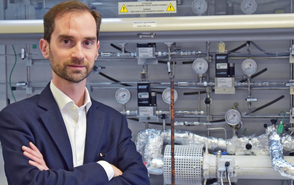 TUM Ambassador Matteo Maestri in his lab at the Politecnico di Milano.