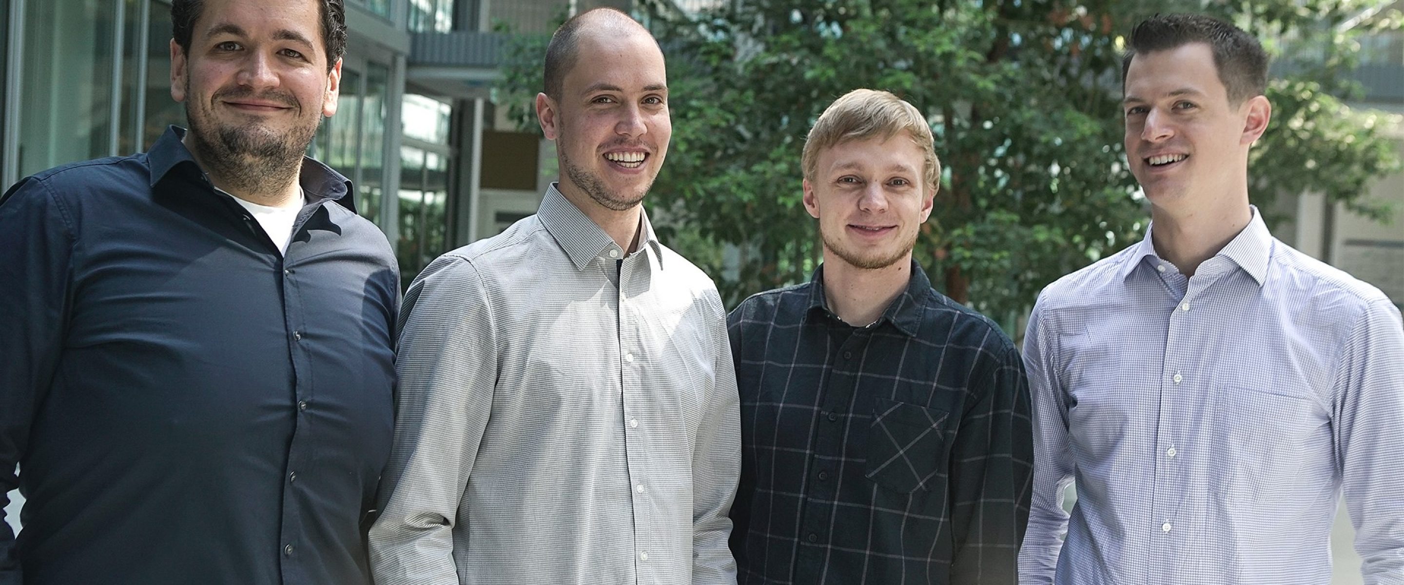 Das Gründerteam von OroraTech (v.r.n.l.): TUM Alumni Thomas Grübler, Florian Mauracher und Rupert Amann sowie Björn Stoffers.