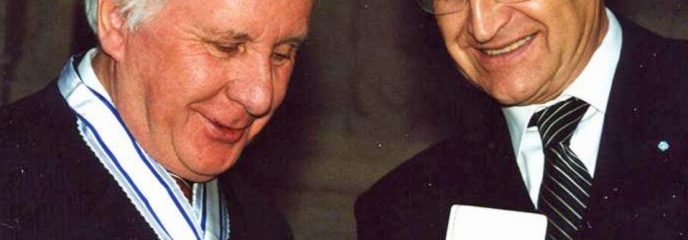 TUM Emeritus of Excellence Franz Mayinger with Edmund Stoiber.