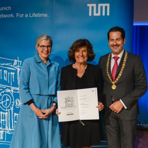 Goldene Ehrung
Professorin Dr. Angelika Görg
TUM Emerita of Excellence
Vizepräsidentin Compliance