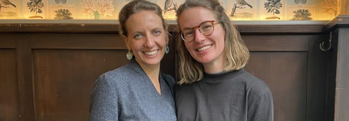 TUM Alumna Dr. Viktoria Leonhard und TUM Alumna Jule Schneider.