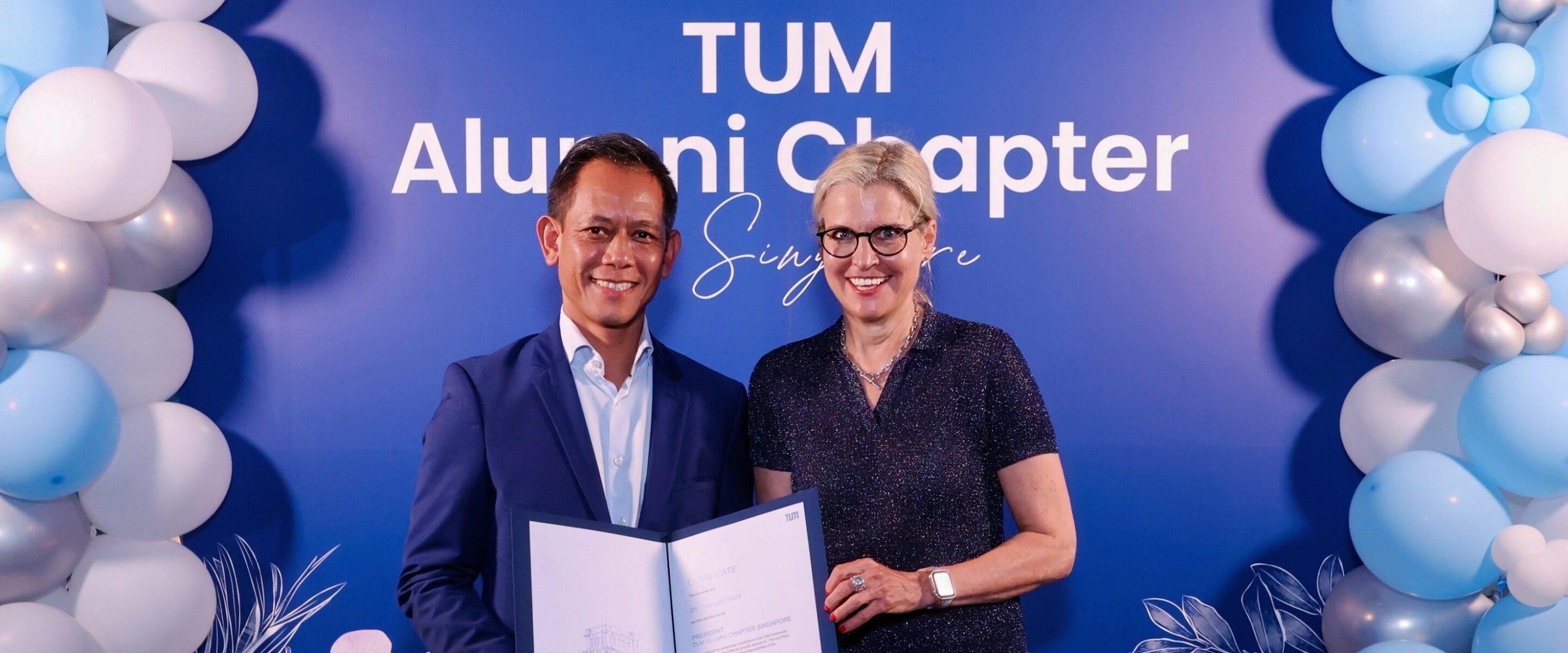 Thai-Lai Pham mit Juliane Winkelmann.